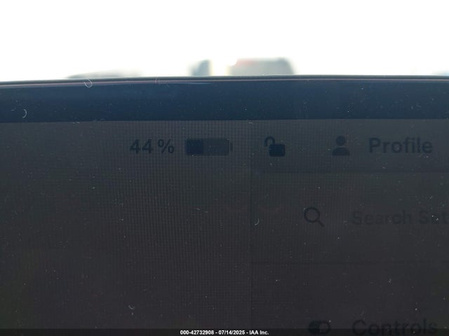 Tesla Model Y 2026 7SAYGDED8TF383969 Image 13