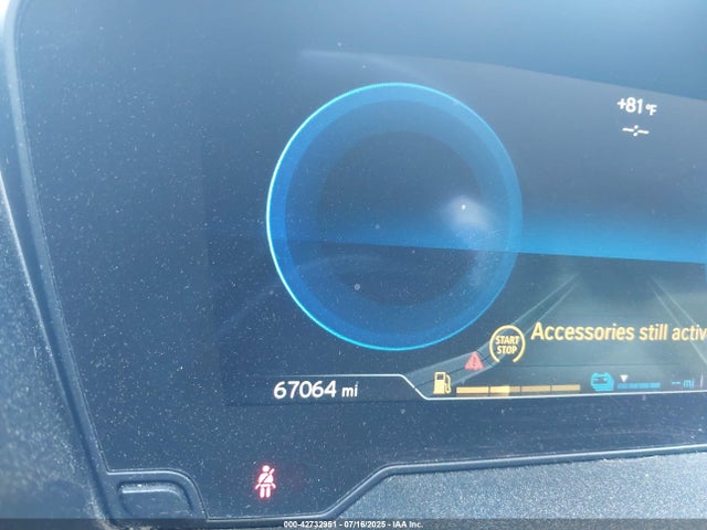 WBY2Z4C57K7D51142 BMW I8