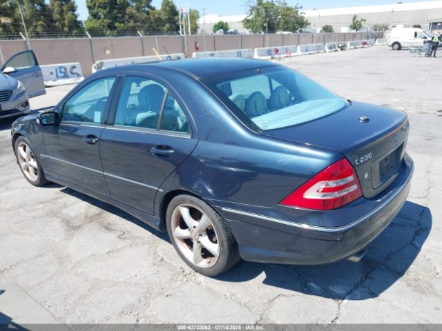2005 MERCEDES-BENZ C 230 WDBRF40J35F710180 Photo 2