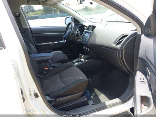 2018 MITSUBISHI OUTLANDER SPORT JA4AP3AU1JZ030716 Photo 4