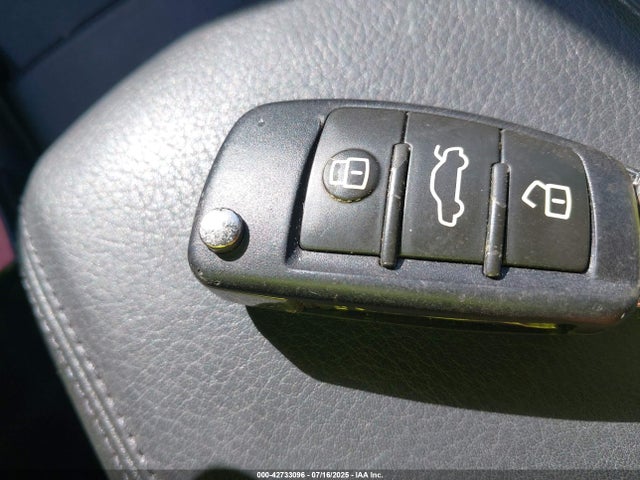 2017 AUDI A3 WAUAUGFF6H1044312 Photo 10