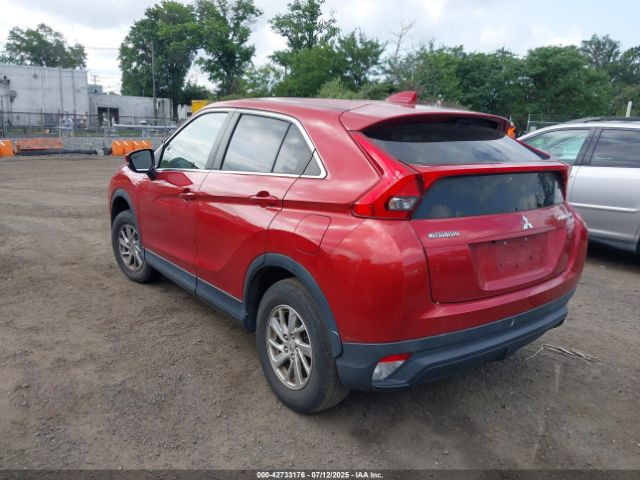 2018 MITSUBISHI ECLIPSE CROSS JA4AT3AAXJZ066941 Photo 2