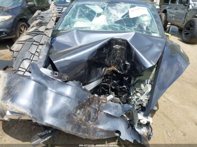 2025 TESLA MODEL 3 5YJ3E1EA5SF877240 Photo 9