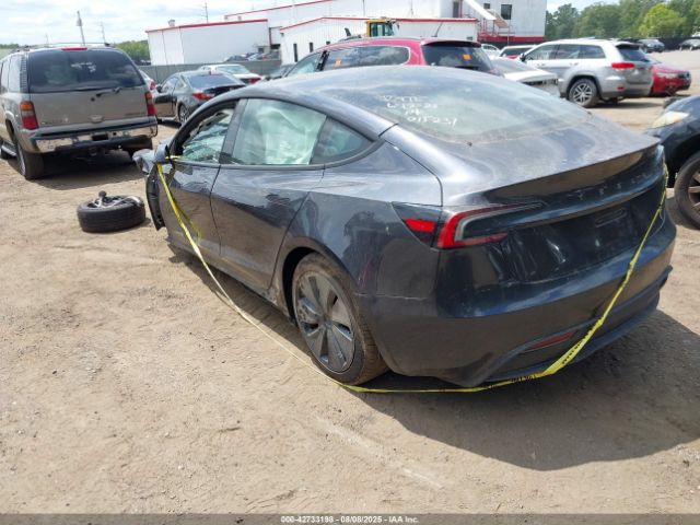 2025 TESLA MODEL 3 5YJ3E1EA5SF877240 Photo 2