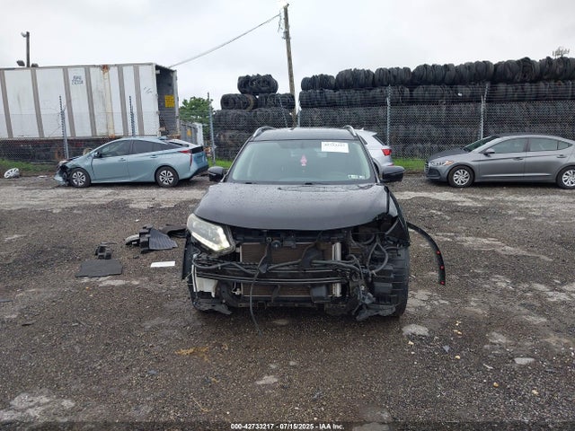 5N1AT2MV8GC758606 Nissan 2016