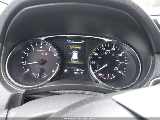 5N1AT2MV8GC758606 Nissan 2016