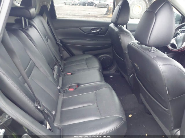 5N1AT2MV8GC758606 Nissan 2016