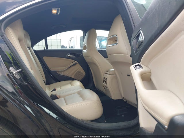 WDDSJ4EB8EN104971 Mercedes-Benz 2014