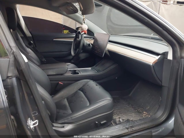 2023 TESLA MODEL 3 5YJ3E1EA0PF664316 Photo 4