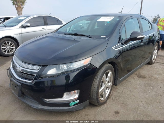 Chevrolet luu - ffv, e-flex, fam 0 2015 1G1RD6E44FU124874 Image 2
