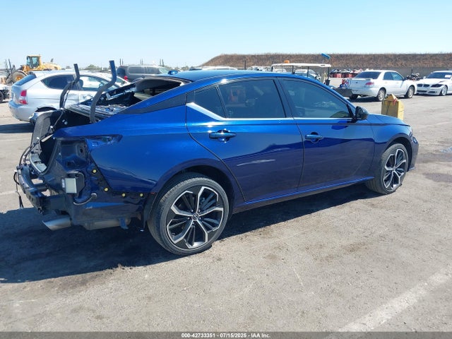 Nissan 2024 2024 1N4BL4CW9RN358162 Image 4