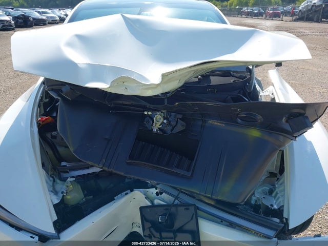 2026 TESLA MODEL Y 7SAYGDEE8TF364931 Photo 9