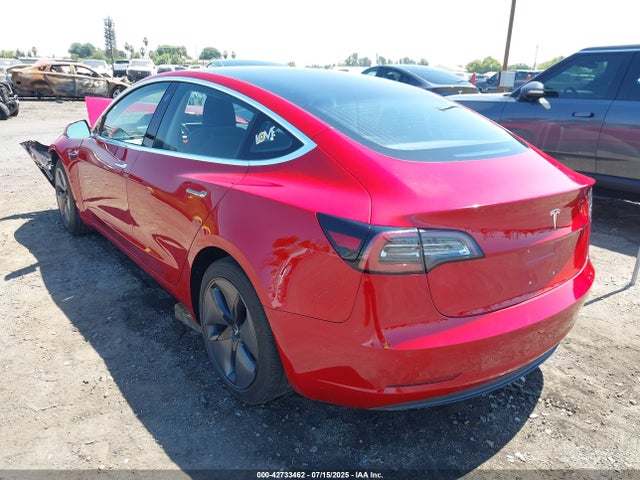 2018 TESLA MODEL 3 5YJ3E1EA5JF030796 Photo 2