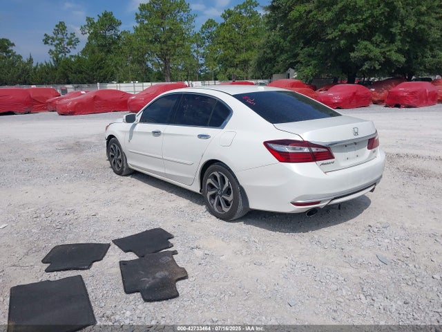 Honda j35y1 2016 1HGCR3F80GA014455 Image 3