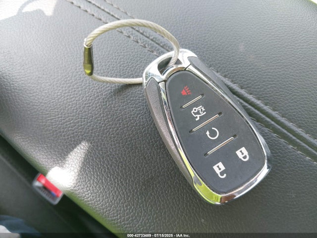 1G1ZD5ST2SF123856 Chevrolet lfv