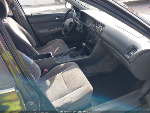 1994 HONDA ACCORD JHMCD5650RC073736 Photo 4