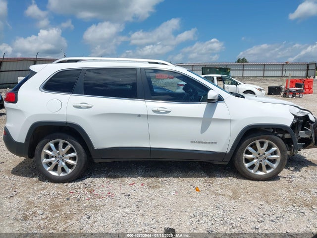 1C4PJLDB6FW566064 Jeep Cherokee