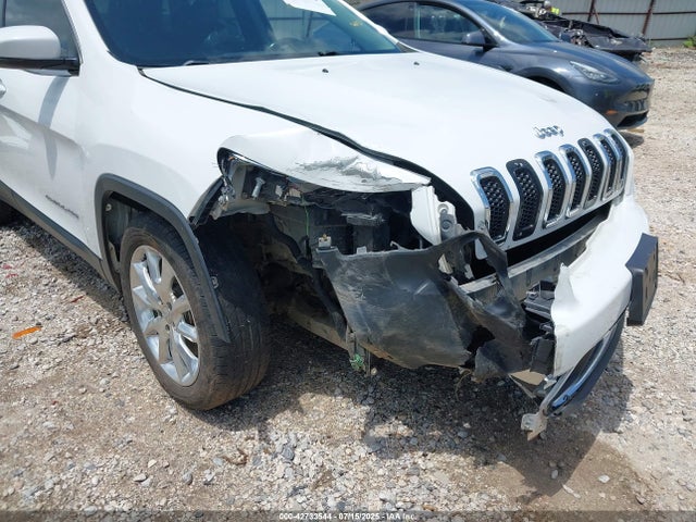 1C4PJLDB6FW566064 Jeep Cherokee