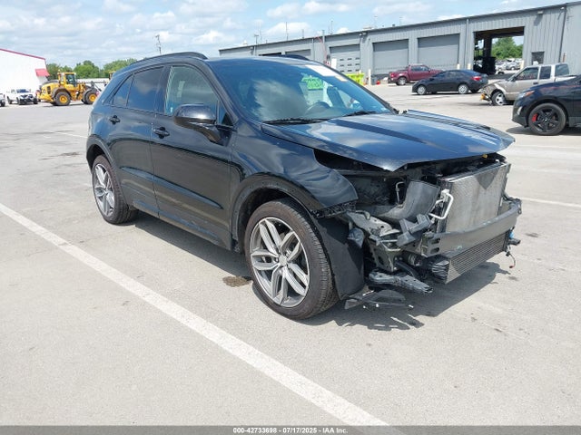 2019 CADILLAC XT4 1GYFZER49KF101048 Photo 0