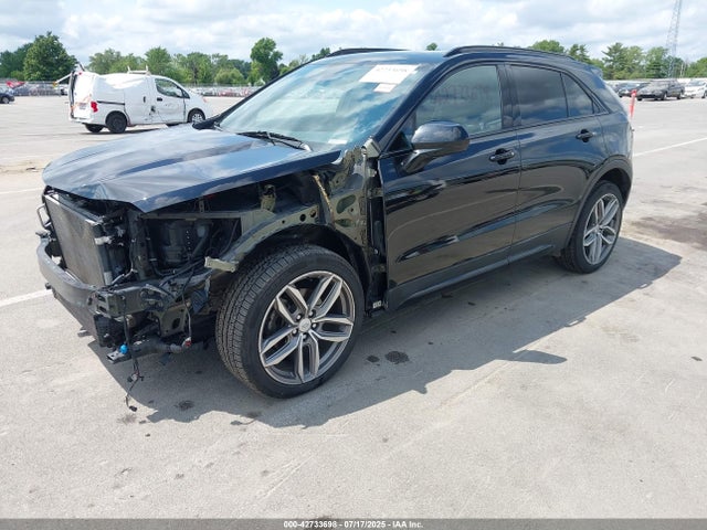 2019 CADILLAC XT4 1GYFZER49KF101048 Photo 1