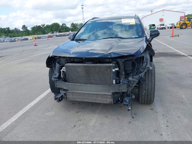 2019 CADILLAC XT4 1GYFZER49KF101048 Photo 5