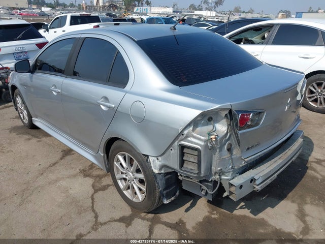 Mitsubishi dohc mivec 2016 JA32U2FU5GU007918 Image 3