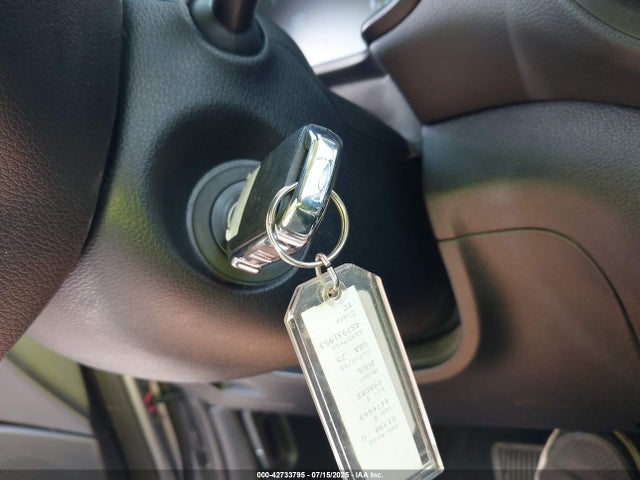 KNDJ23AU4S7931953 KIA 2025