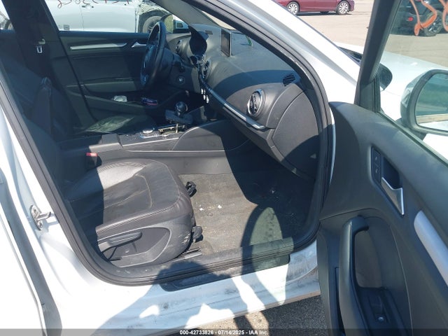 2015 AUDI A3 WAUACGFF1F1052592 Photo 4