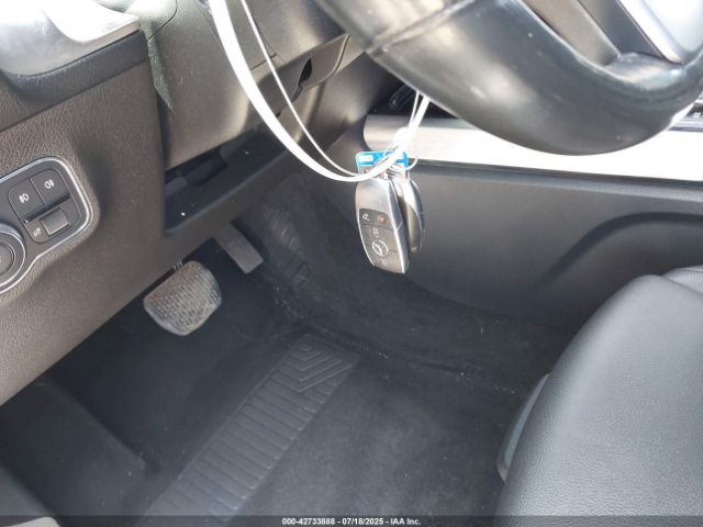 2020 MERCEDES-BENZ GLB 250 W1N4M4HB0LW024750 Photo 10