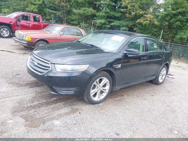 Ford Taurus 2014 1FAHP2D83EG166706 Image 2