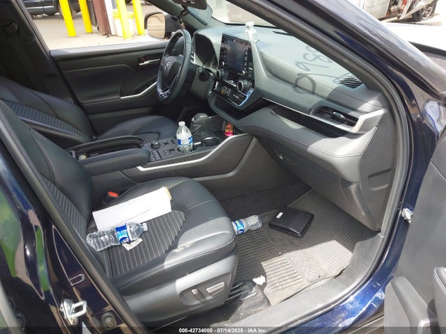 5TDLZRBH1NS180040 Toyota 2gr-fks
