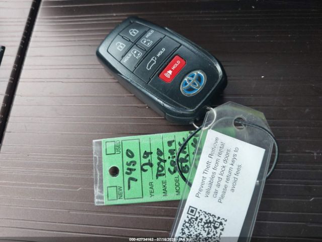 2024 TOYOTA SIENNA 5TDYRKEC9RS182086 Photo 10