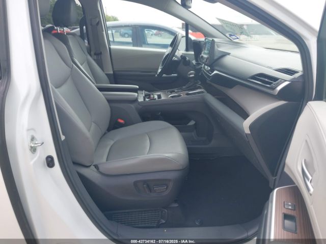 2024 TOYOTA SIENNA 5TDYRKEC9RS182086 Photo 4