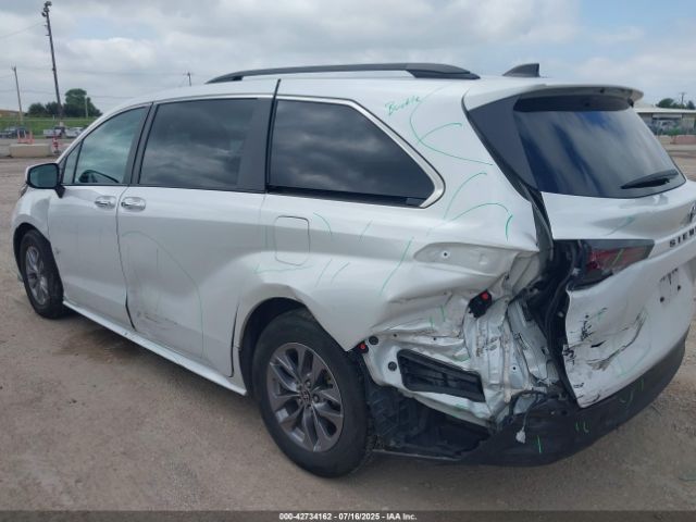 2024 TOYOTA SIENNA 5TDYRKEC9RS182086 Photo 5