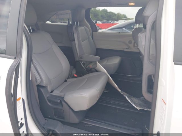 2024 TOYOTA SIENNA 5TDYRKEC9RS182086 Photo 7