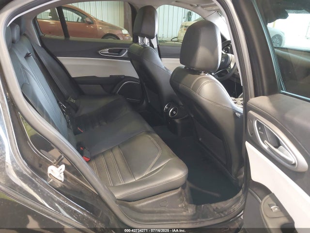 Alfa Romeo giulia (952) 2018 ZARFAECNXJ7580979 Image 8