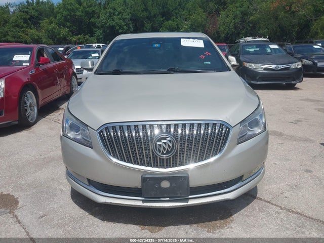 1G4GB5G33FF276647 Buick lfx