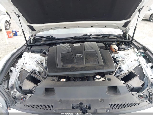JTHB51FF8J5001704 Lexus v35a-fts