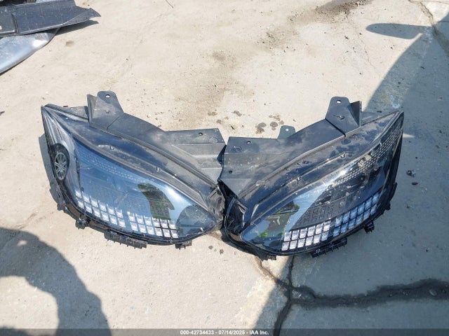 Hyundai 2024 2024 KMHM54AA1RA067033 Image 12
