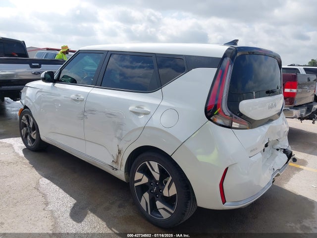 KNDJ53AU3S7932146 KIA 2025