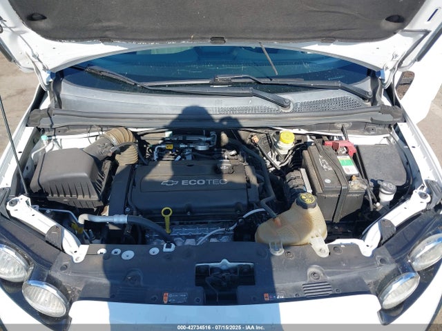 1G1JC6SH6F4166082 Chevrolet luw