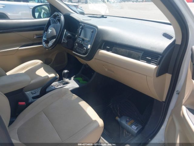 2016 MITSUBISHI OUTLANDER JA4JZ4AX5GZ013145 Photo 4