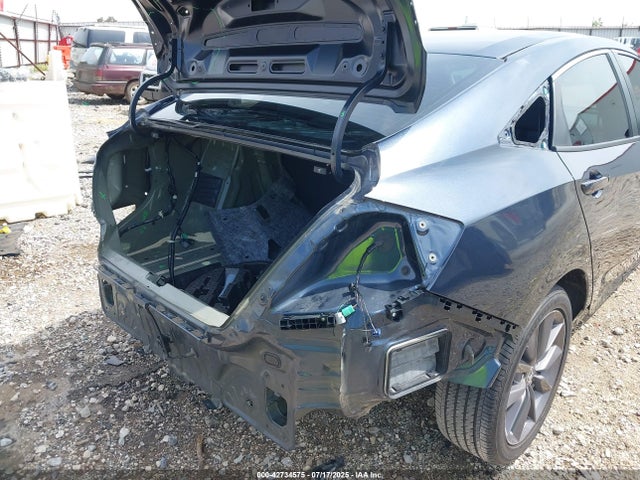 Honda l15b7 2020 19XFC1F33LE001454 Image 18