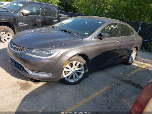 1C3CCCAB1FN597746 Chrysler 200