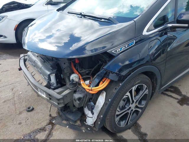 1G1FX6S04J4119291 Chevrolet 2018