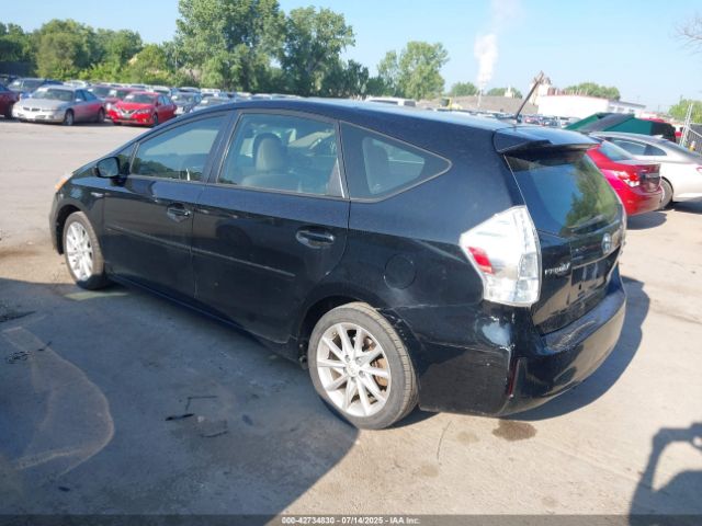 2012 TOYOTA PRIUS V JTDZN3EU4C3107741 Photo 2