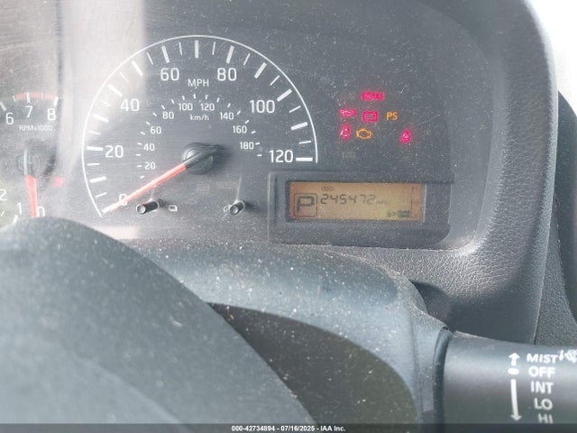 3N6CM0KNXFK699257 Nissan 2015