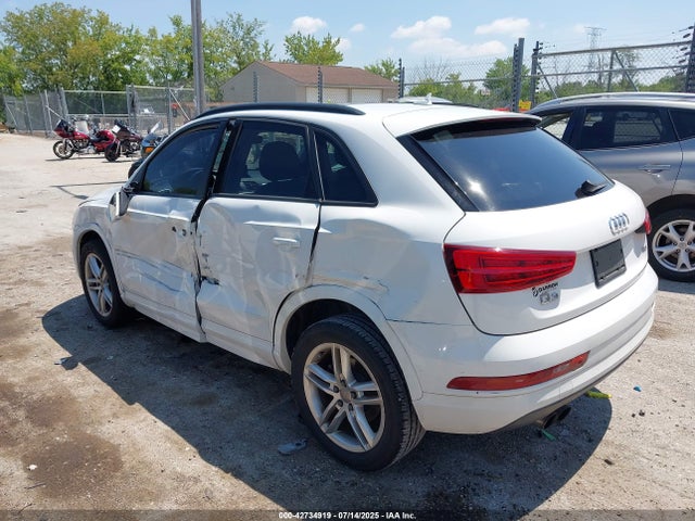 2017 AUDI Q3 WA1BCCFS7HR009192 Photo 2