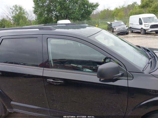 Dodge 2017 2017 3C4PDCAB3HT614169 Image 14