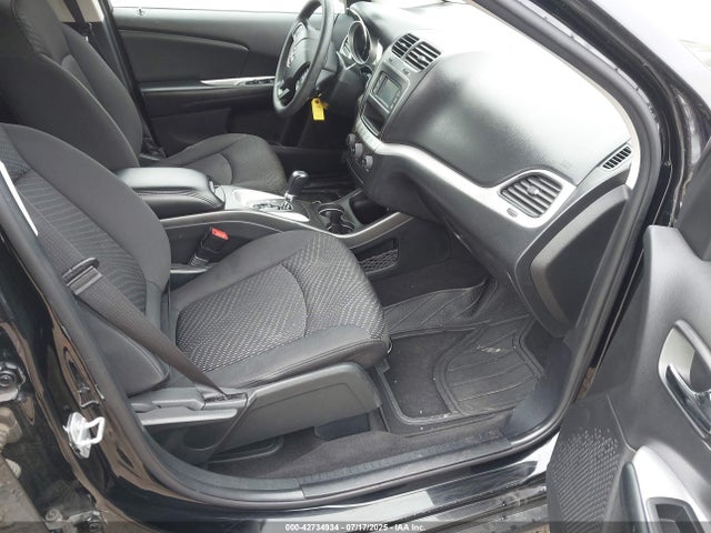 Dodge 2017 2017 3C4PDCAB3HT614169 Image 5